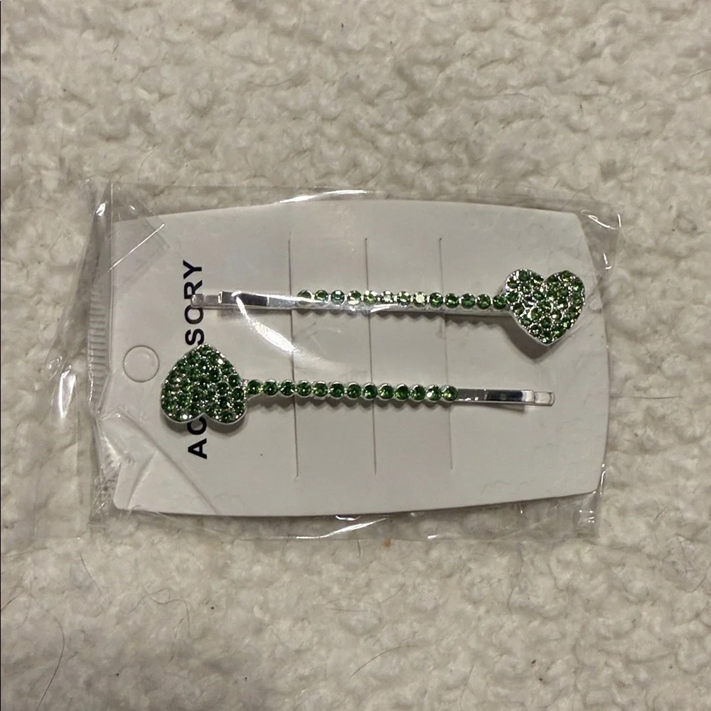 Heart Rhinestone Hair Clips Set - Picture 3 of 15